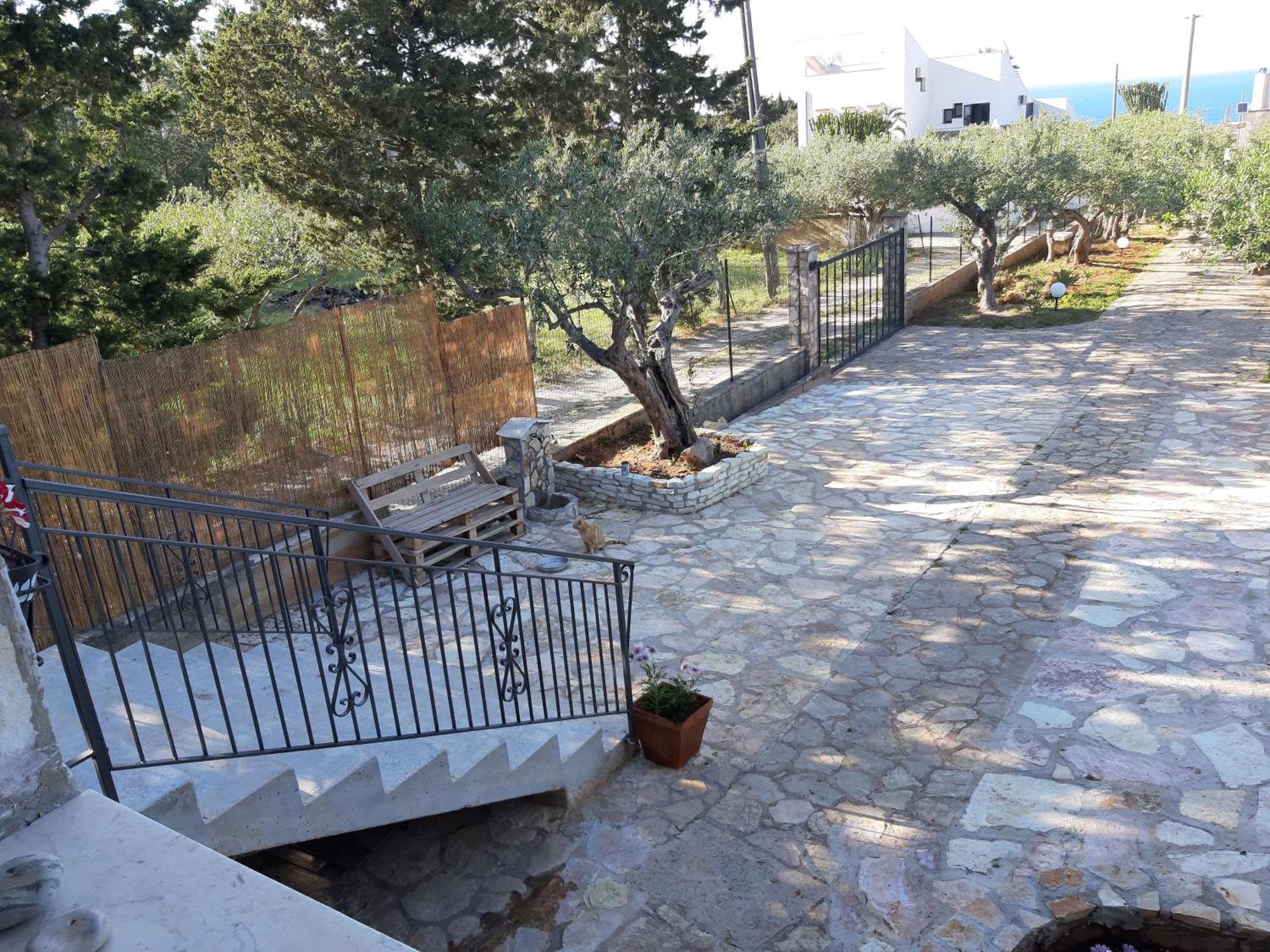 L'orizzonte Di Calabianca Holiday home *